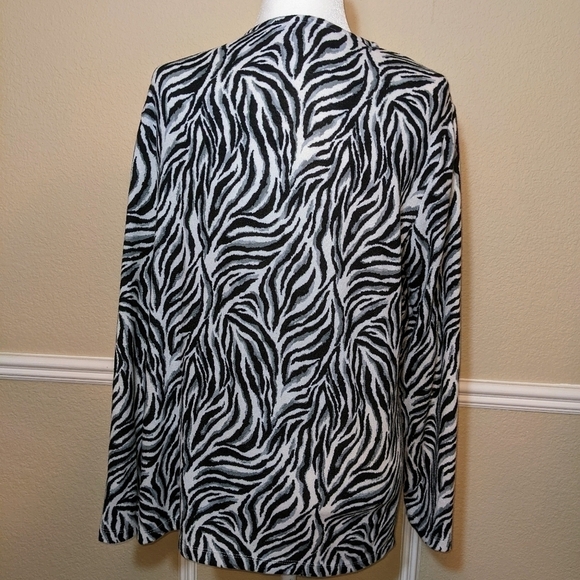 Zebra Print Zip-up Sweater Shacket in Black & White Stripes by Allison Daley - Picture 2 of 6